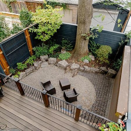 Готель Downtown Luxury Victorian Retreat Торонто Екстер'єр фото
